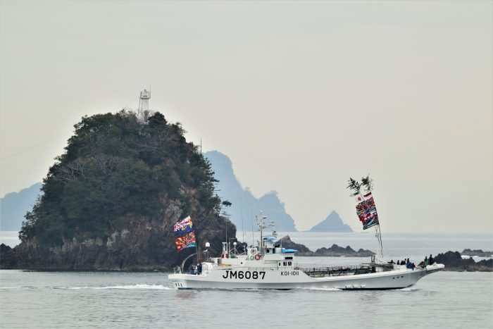 中土佐町　順洋丸　出港　大型カツオ一本釣り船