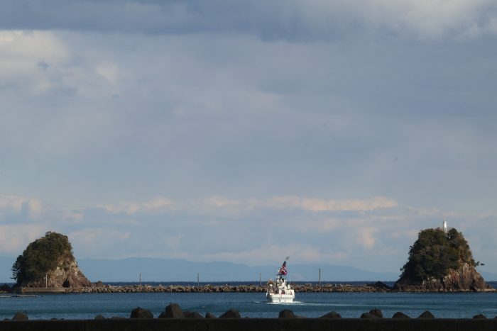 中土佐町　第二十八鳳丸　大型鰹一本釣り船